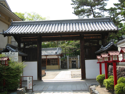 茨木神社（天石門別神社）